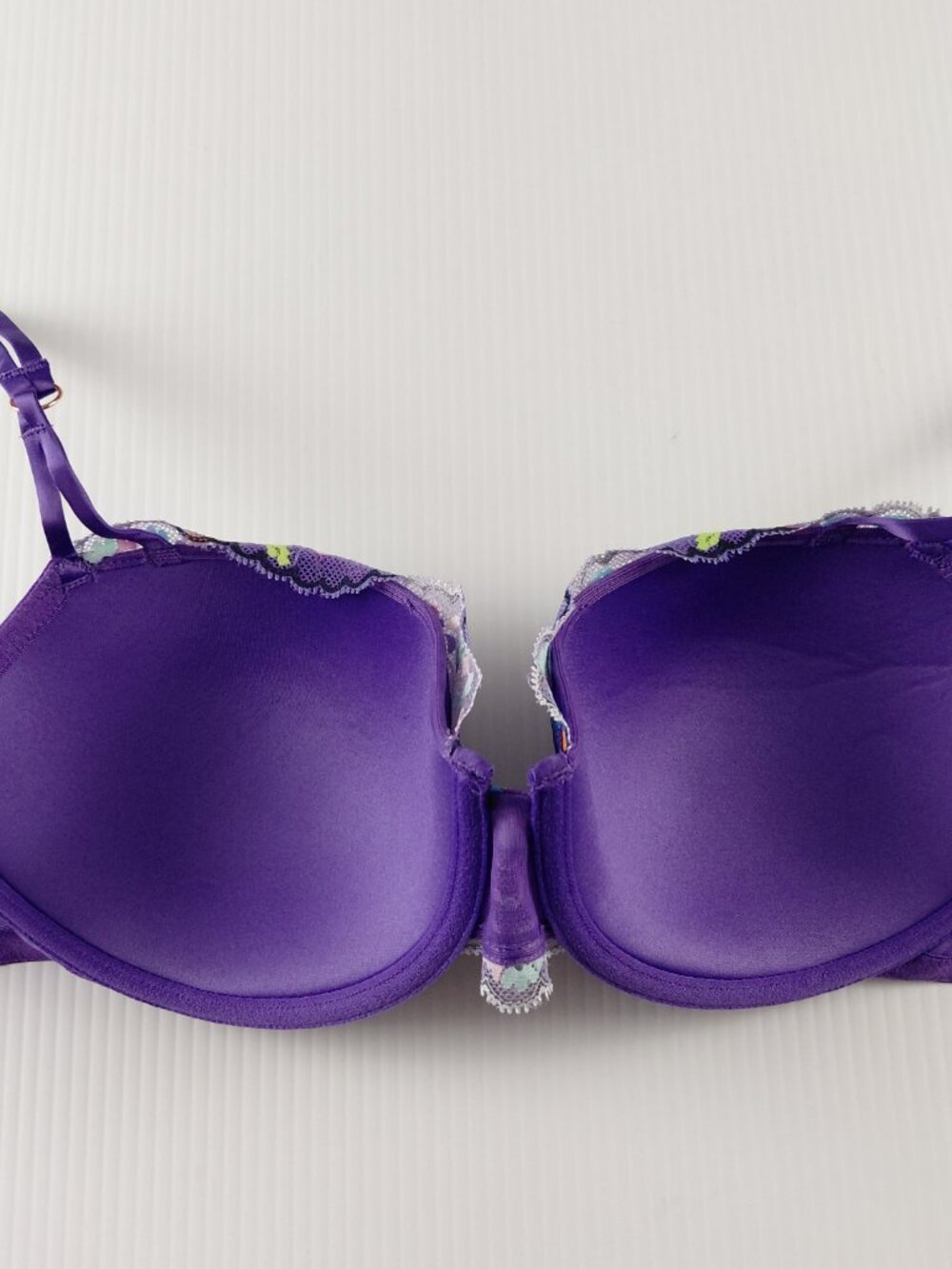 Savage X Fenty Steamy Floral Padded Balconette Bra Size 34DD Purple Royale Lace - Picture 4 of 7